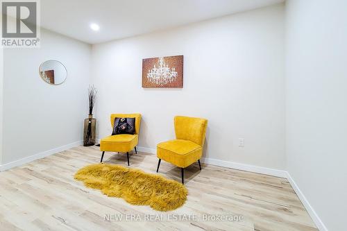 5759 Robinson Street, Niagara Falls, ON - Indoor Photo Showing Other Room