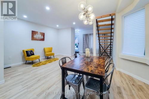 5759 Robinson Street, Niagara Falls, ON - Indoor Photo Showing Dining Room