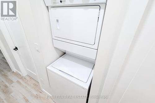 5759 Robinson Street, Niagara Falls, ON - Indoor Photo Showing Laundry Room