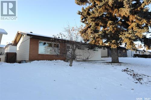 1107 Mcmillan Avenue, Saskatoon, SK - Outdoor