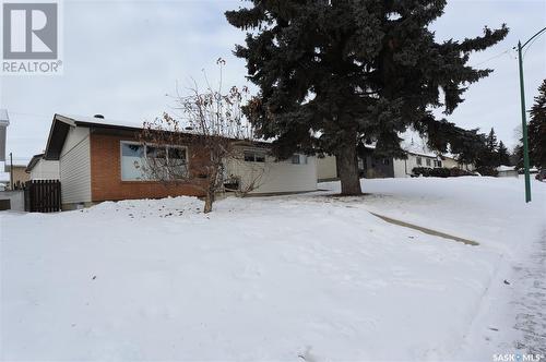 1107 Mcmillan Avenue, Saskatoon, SK - Outdoor