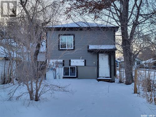 949 Robinson Street, Regina, SK - Outdoor