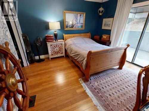 6-4420 Quebec Ave, Powell River, BC - Indoor Photo Showing Bedroom