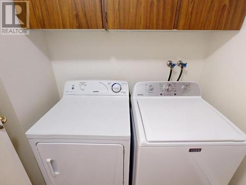 6-4420 Quebec Ave, Powell River, BC - Indoor Photo Showing Laundry Room