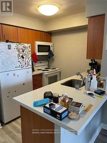 1805 - 4968 Yonge Street, Toronto, ON - Indoor Photo Showing Kitchen