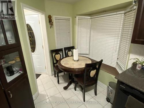 9 Clarion Crescent, Markham, ON - Indoor Photo Showing Dining Room