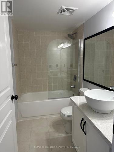 217 - 310 Red Maple Road, Richmond Hill, ON - Indoor Photo Showing Bathroom