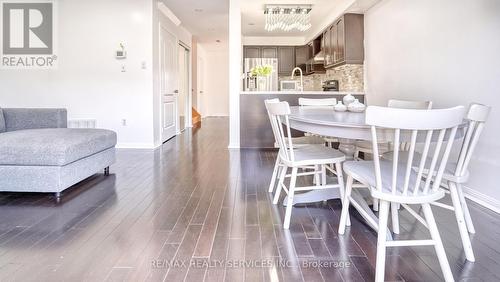 598 Summer Park Crescent, Mississauga, ON - Indoor Photo Showing Dining Room