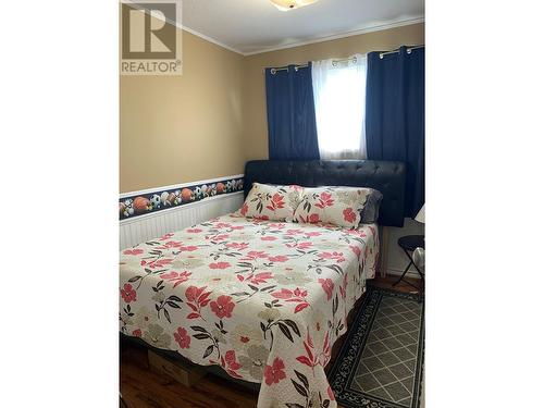 9437 6 Street, Dawson Creek, BC - Indoor Photo Showing Bedroom