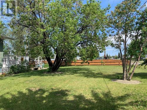 9437 6 Street, Dawson Creek, BC - Outdoor