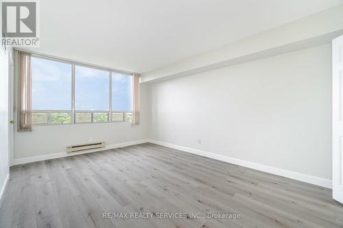 912 - 330 Mill Street S, Brampton, ON - Indoor Photo Showing Other Room