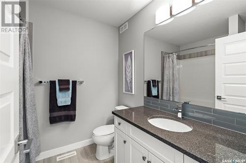 519 Secord Manor, Saskatoon, SK - Indoor Photo Showing Bathroom