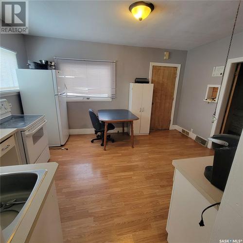 119 4Th Avenue W, Canora, SK - Indoor Photo Showing Laundry Room