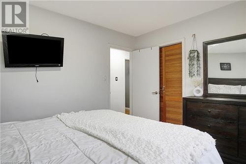 Bedroom featuring a closet - 362 Blair Road, Cambridge, ON - Indoor Photo Showing Bedroom