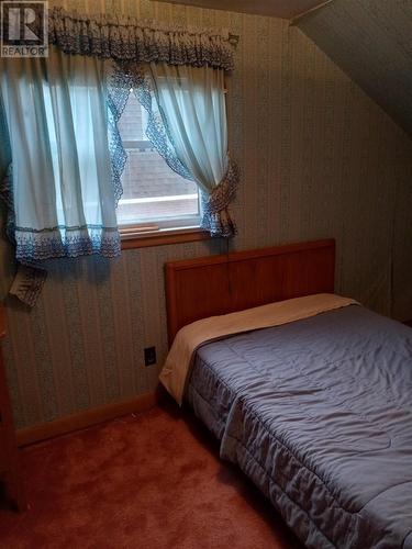 430 Mcnabb St, Sault Ste. Marie, ON - Indoor Photo Showing Bedroom