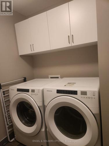 134 Lavatera Street, Ottawa, ON - Indoor Photo Showing Laundry Room