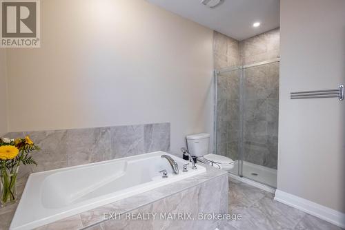 370 Dore Street, Casselman, ON - Indoor Photo Showing Bathroom