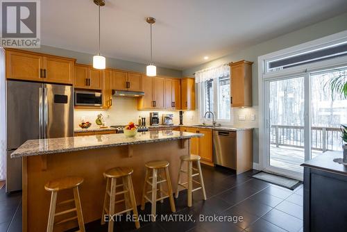 370 Dore Street, Casselman, ON - Indoor Photo Showing Kitchen With Stainless Steel Kitchen With Upgraded Kitchen