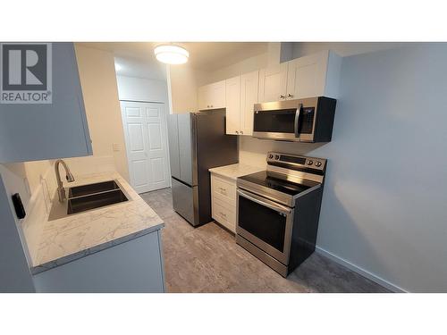 2316 2607 Pear Street, Terrace, BC - Indoor Photo Showing Kitchen