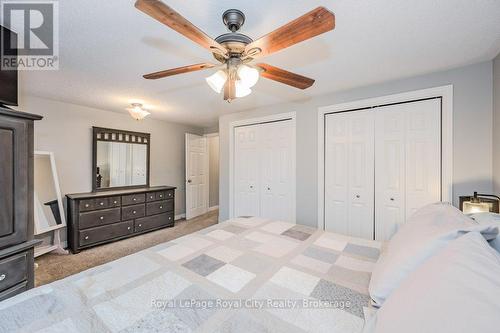 14 Primrose Lane, Guelph (Willow West/Sugarbush/West Acres), ON - Indoor Photo Showing Bedroom