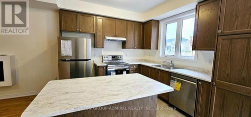 1004 Crowsnest Hollow, Pickering, ON - Indoor Photo Showing Kitchen With Stainless Steel Kitchen With Double Sink