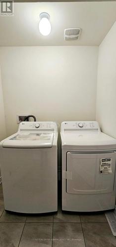 1004 Crowsnest Hollow, Pickering, ON - Indoor Photo Showing Laundry Room