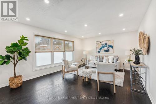 1121 Brock Street S, Whitby, ON - Indoor Photo Showing Living Room