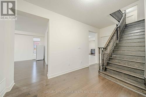 492 Forsyth Farm Drive, Whitchurch-Stouffville, ON - Indoor Photo Showing Other Room