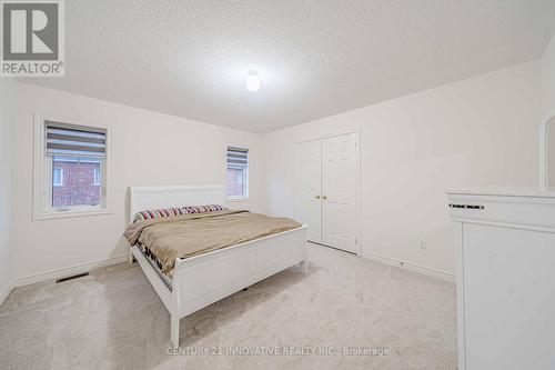 492 Forsyth Farm Drive, Whitchurch-Stouffville, ON - Indoor Photo Showing Bedroom