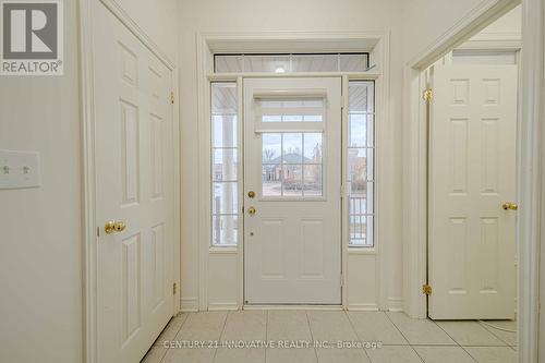 492 Forsyth Farm Drive, Whitchurch-Stouffville, ON - Indoor Photo Showing Other Room