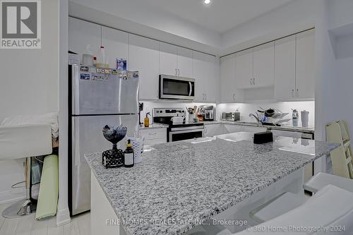 5299 Highway 7 Road, Vaughan, ON - Indoor Photo Showing Kitchen With Stainless Steel Kitchen With Upgraded Kitchen