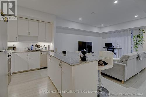 5299 Highway 7 Road, Vaughan, ON - Indoor Photo Showing Kitchen