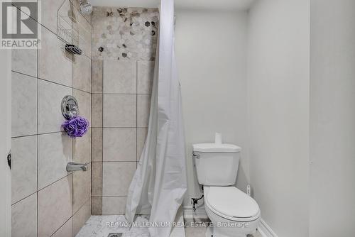 65 New Pines Trail, Brampton, ON - Indoor Photo Showing Bathroom