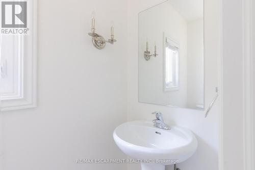 2352 Carrington Place, Oakville, ON - Indoor Photo Showing Bathroom