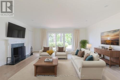 2352 Carrington Place, Oakville, ON - Indoor Photo Showing Living Room With Fireplace