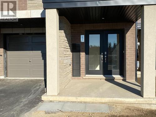 Unit 47 - 590 North Service Road, Hamilton, ON - Outdoor