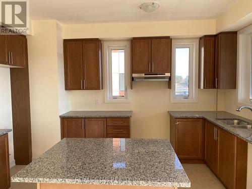 Unit 47 - 590 North Service Road, Hamilton, ON - Indoor Photo Showing Kitchen With Double Sink