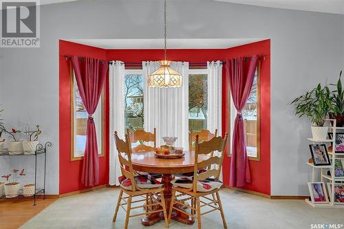 18 Westbrook Court, Regina, SK - Indoor Photo Showing Dining Room