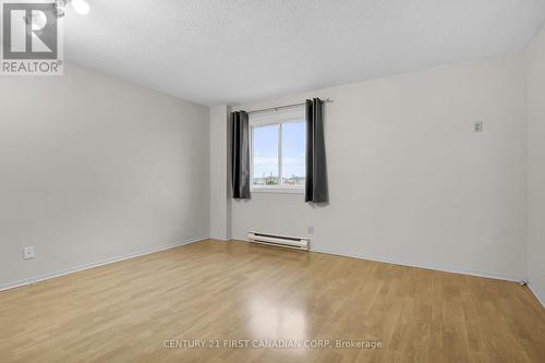 316 - 737 Deveron Crescent, London, ON - Indoor Photo Showing Other Room