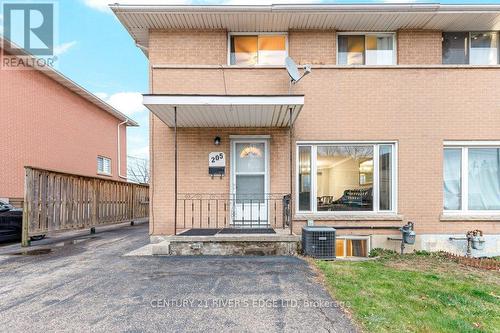 205 Perth Street, Brockville, ON - Outdoor