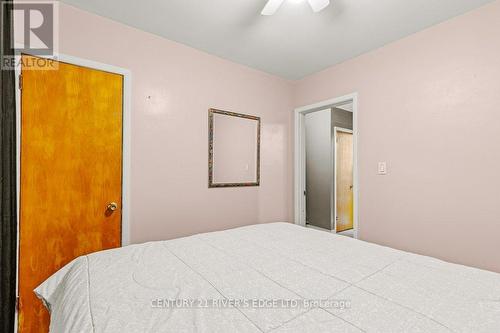 205 Perth Street, Brockville, ON - Indoor Photo Showing Bedroom