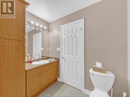 262 Willowwood Drive, Lakeshore, ON - Indoor Photo Showing Bathroom