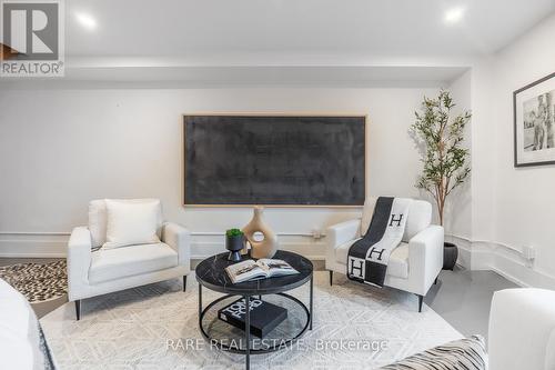 #5 - 2B Minto Street, Toronto, ON - Indoor Photo Showing Living Room