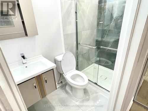 11 Gondola Crescent, Brampton, ON - Indoor Photo Showing Bathroom