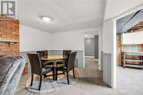 253 Thorner Drive, Hamilton, ON - Indoor Photo Showing Dining Room