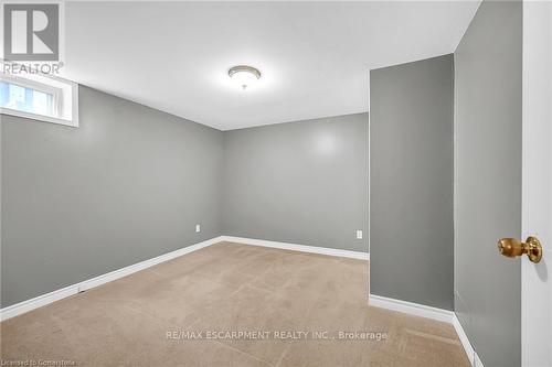 253 Thorner Drive, Hamilton, ON - Indoor Photo Showing Other Room