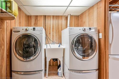 253 Thorner Drive, Hamilton, ON - Indoor Photo Showing Laundry Room