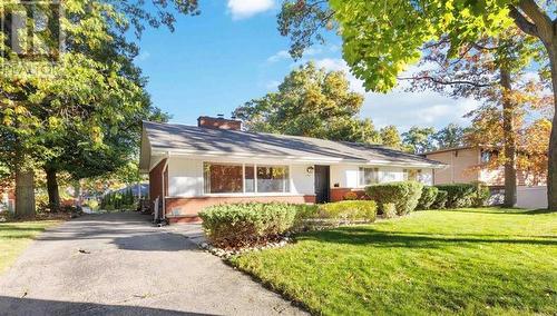 1221 Sherwood Trail, Sarnia, ON - Outdoor