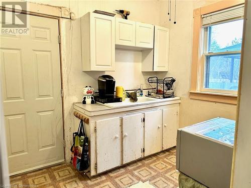 Kitchen featuring white cabinetry - 57 Lowell Street N, Cambridge, ON - Indoor Photo Showing Kitchen