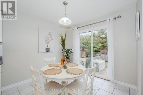 52 Carrington Place, Guelph (Kortright West), ON - Indoor Photo Showing Dining Room